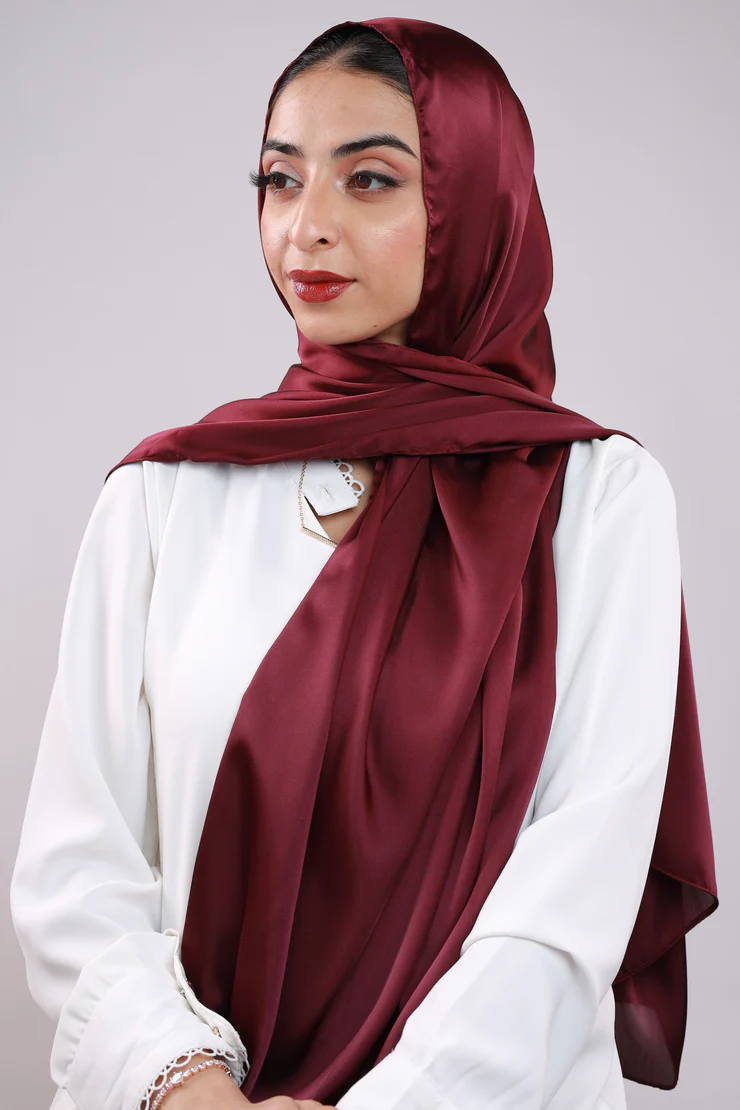 Plain Sliks-Maroon – Glow Hijab